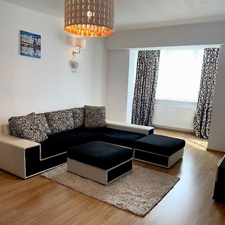 Sunny Central Apartments Suceava Exterior foto