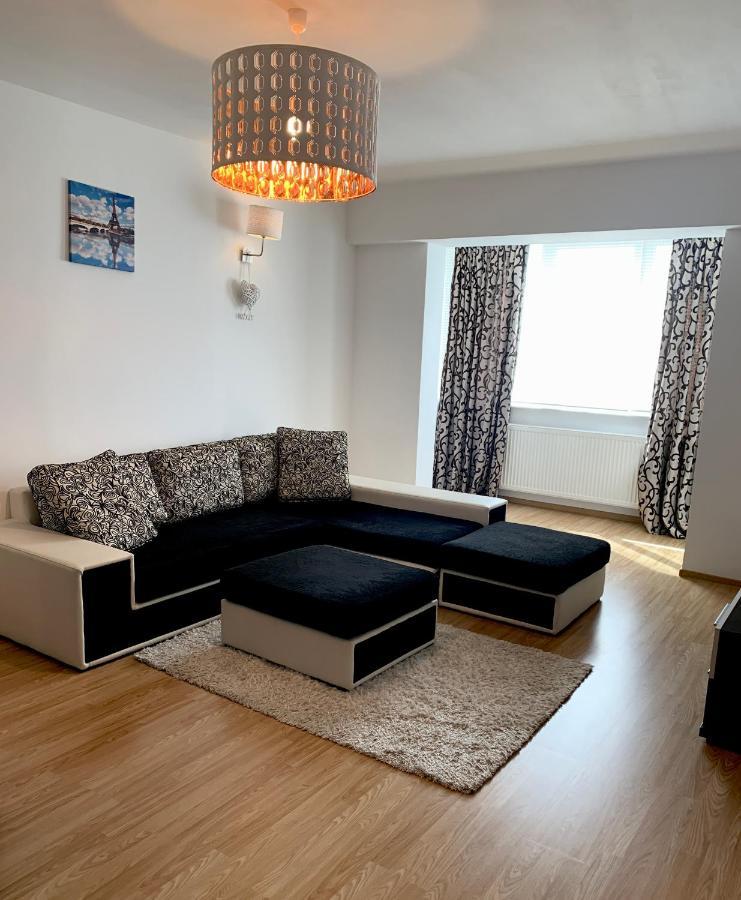 Sunny Central Apartments Suceava Exterior foto